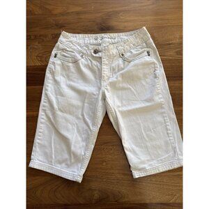 D jeans Size 12 White Knee Length Jean Shorts